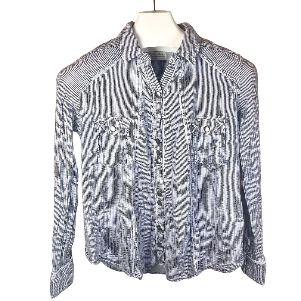 Free People Women's Striped Snap Close‎ Blouse Denim Blue Long Sleeve Size Small